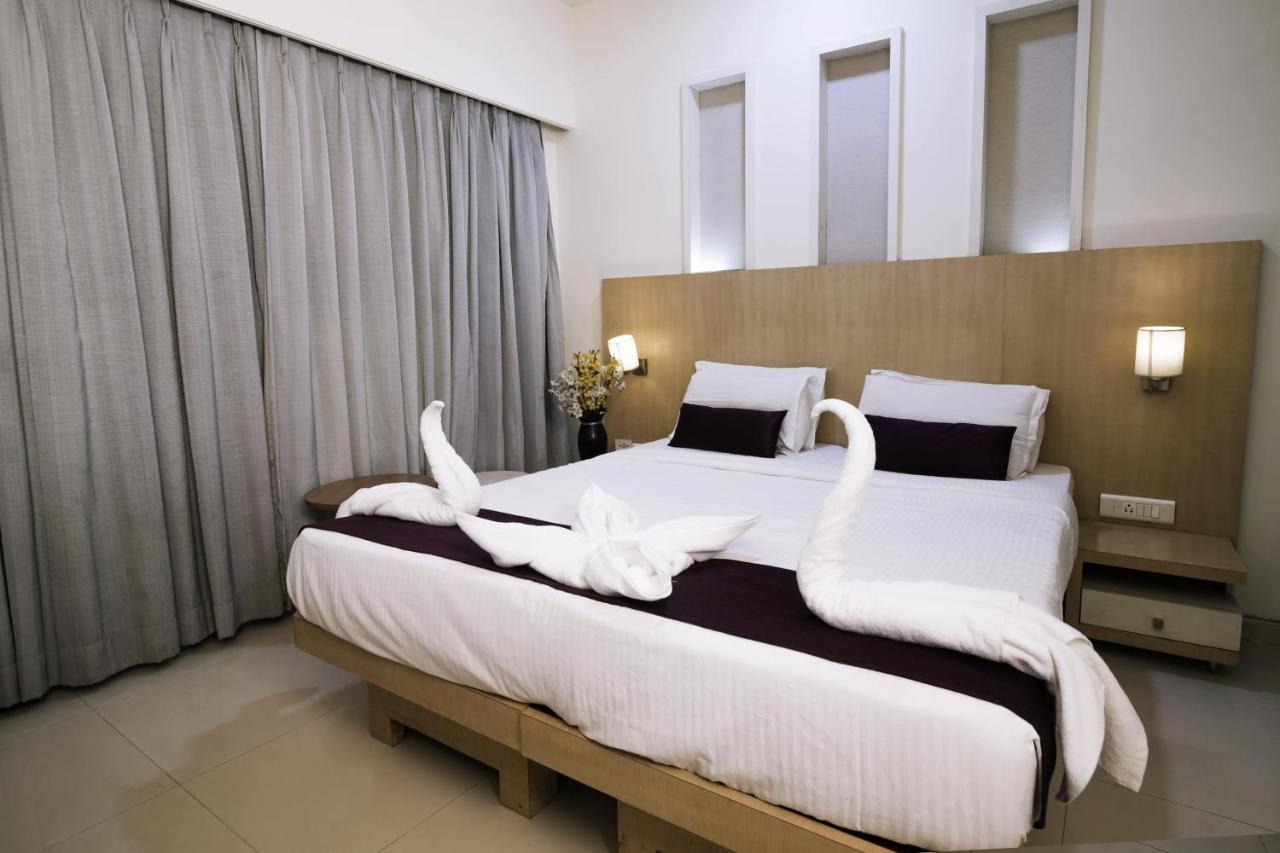 Hotel Monarch Guestline In Midc Rabale, Navi Mumbai Exterior foto